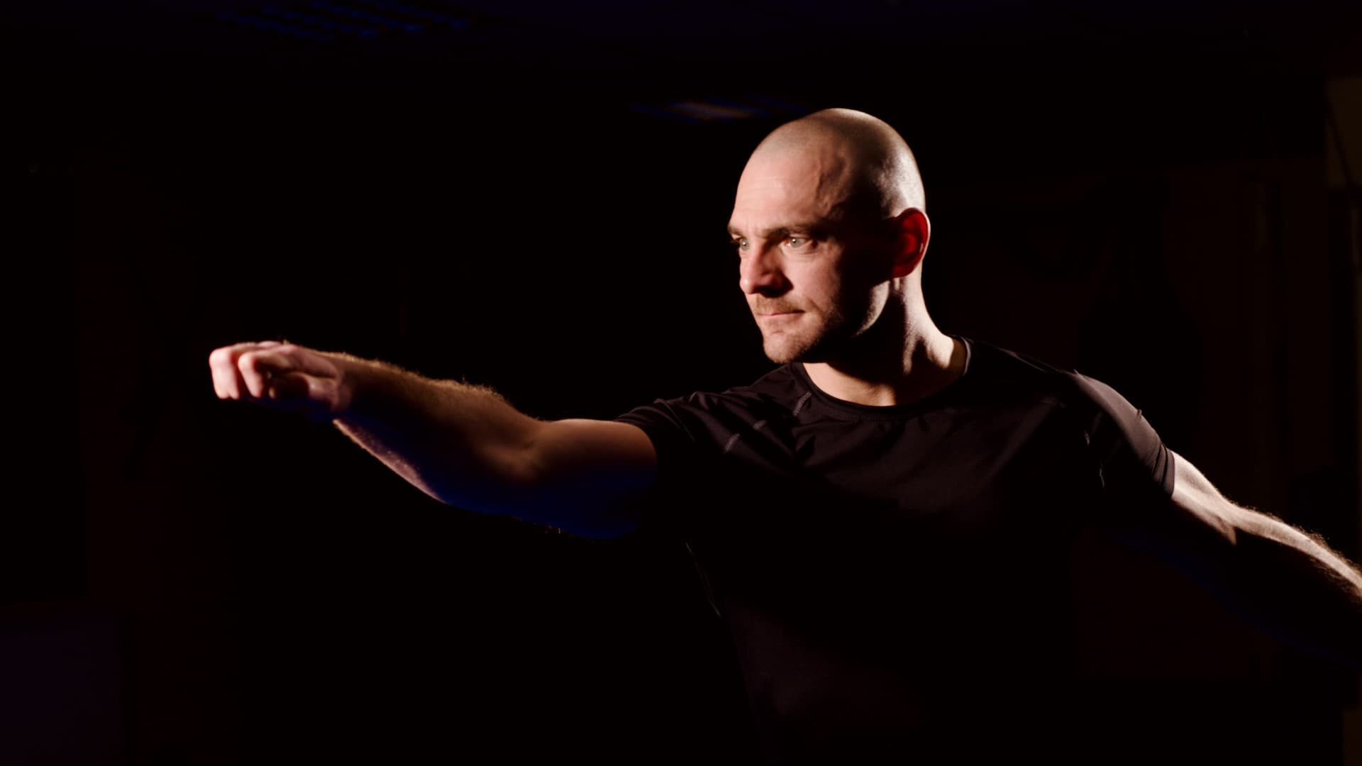 Sifu Wolfgang Herbst demonstrating a Choy Lee Fut Kung Fu Staff Form